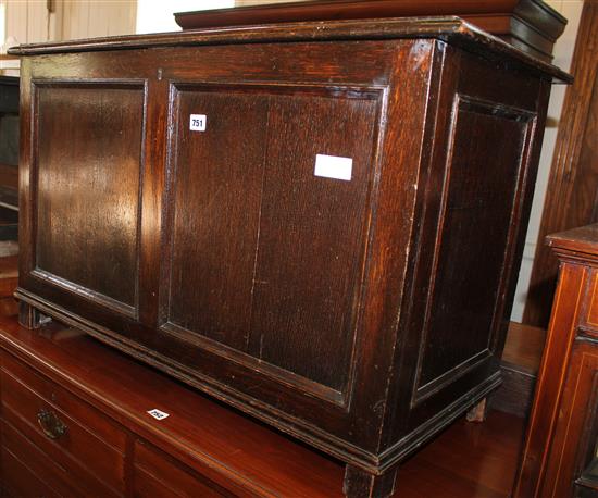 Panelled oak blanket box